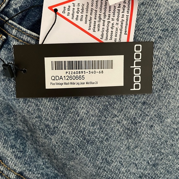 Boohoo Vintage Wash Wide Leg Jeans-NWT - Picture 2 of 2